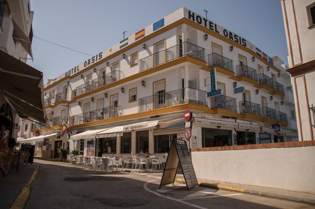 Hotel Oasis Conil De La Frontera Exterior photo