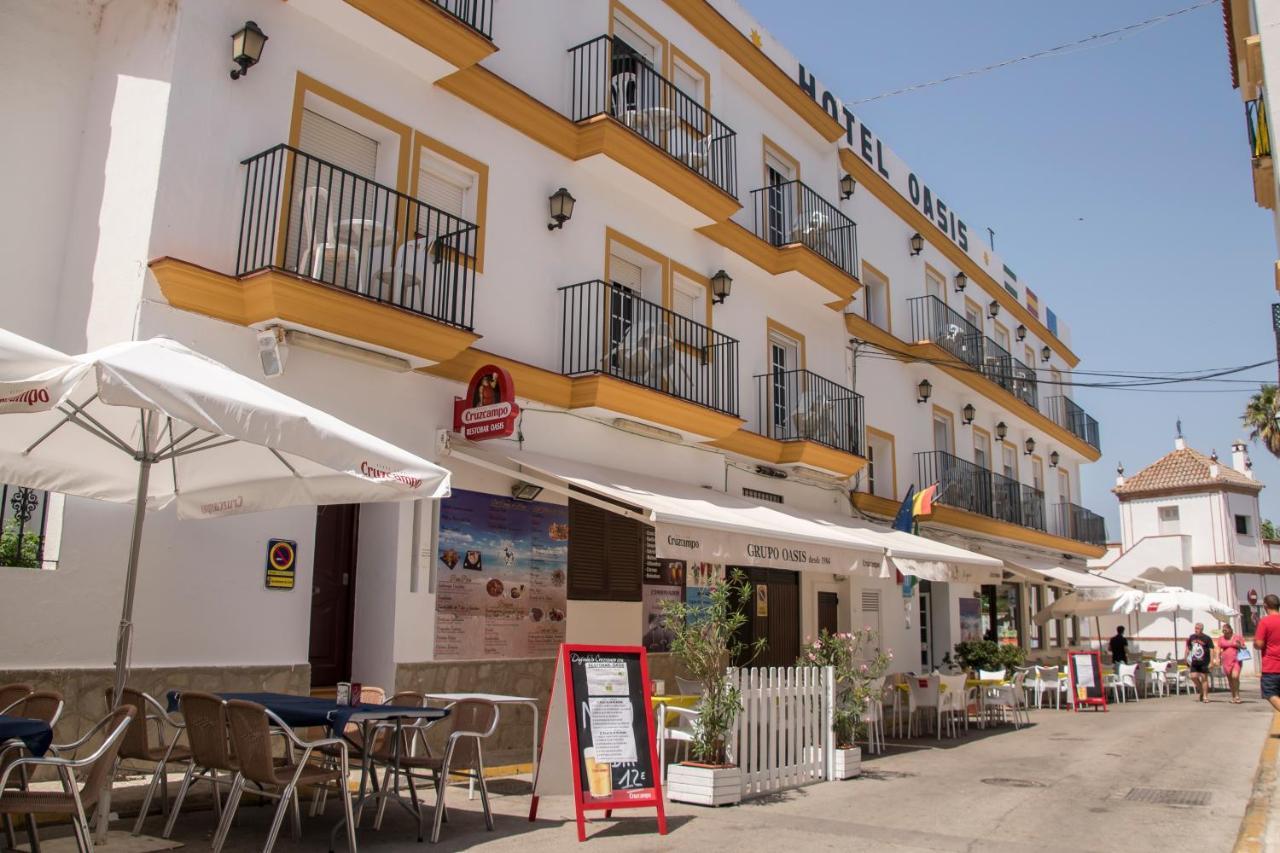 Hotel Oasis Conil De La Frontera Exterior photo